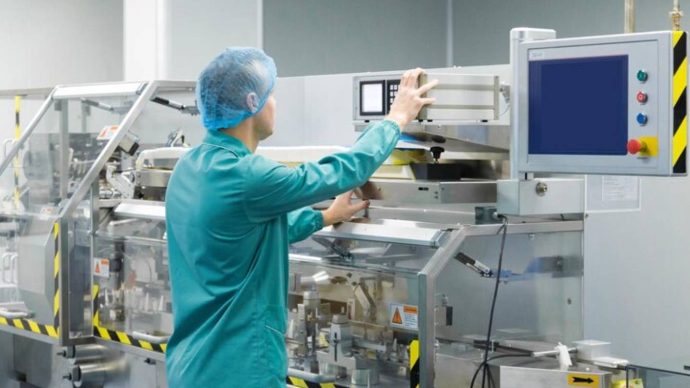 Empowering a Pharma Manufacturing Company with Superior Cloud Management